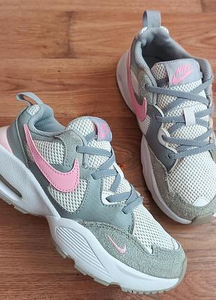 Оригінальні nike  р34 довжина устілки по факту 22см