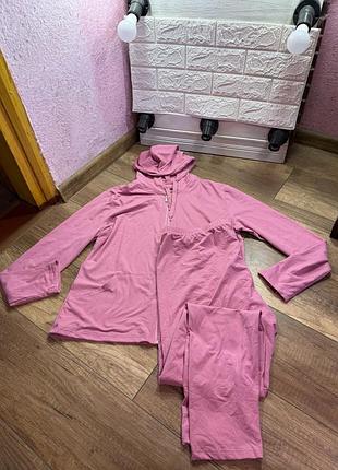 Спортивний костюм