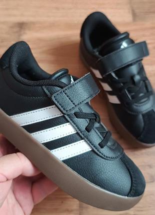 Оригинальные adidas р31 длина стельки по факту 20см