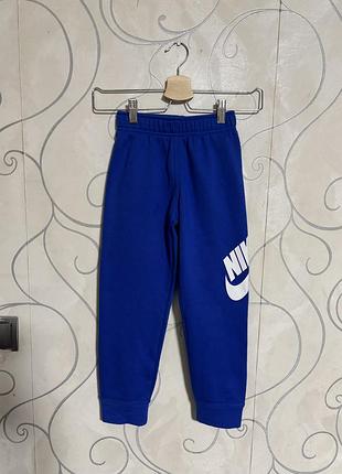 Спортивні штани на флісі nike 116-122