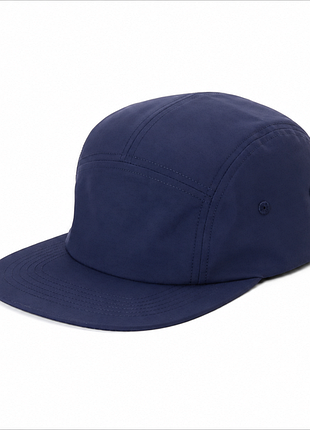Пятипанельная кепка (camp hat) от американского бренда abound