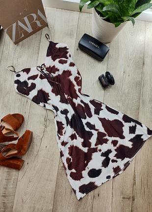 Стильное мини платье в коровий принт от primark.