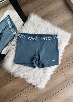Спортивні шорти nike pro