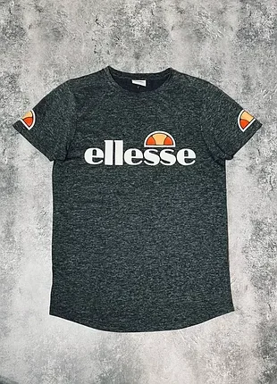 Спортивна быстросохнущая футболка ellesse