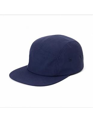 Пятипанельная кепка (camp hat) от американского бренда abound
