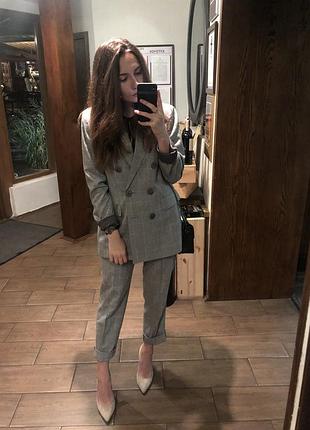 Продам костюм massimo dutti
