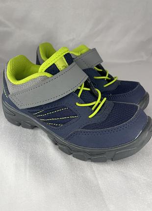 Кросівки quechua decathlon 28 (17,5см)