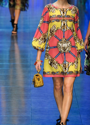 Гардероб эмоций: шелковое платье dolce gabbana