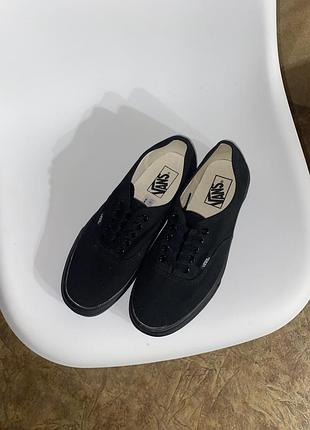 Кеди унісекс vans чорні, розмір 40.5, довжина устілки 26 см