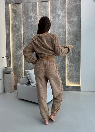 Костюм мейзи