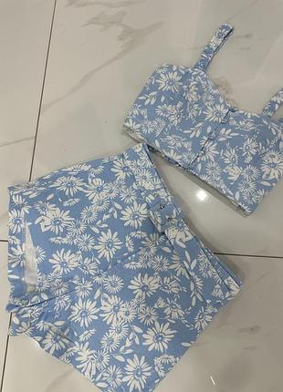 Стильний костюм zara з шортами
