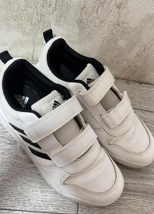 Adidas для хлопчика кросівки