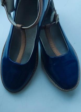 Детские лакированные туфли clarks 2