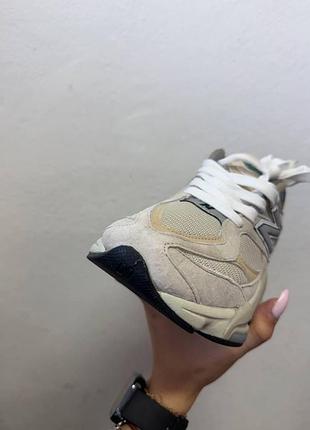 New balance 9060 sea salt дефект на фото