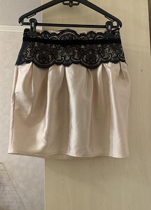 Бежева спідниця з мереживом zara