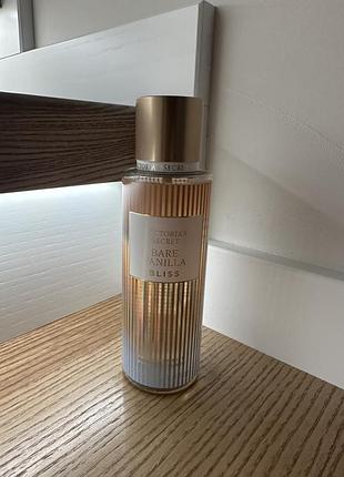 Спрей для тіла  bare vanilla bliss victoria's secret 250 мл
