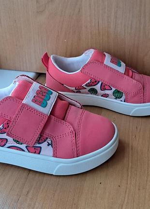 Кроссовки оригинальные ugg p27,5
