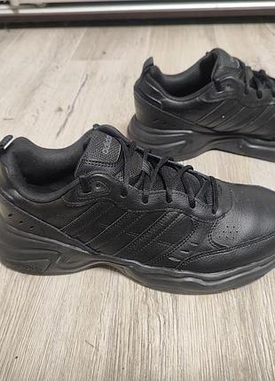 Кросівки adidas strutter