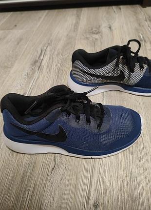 Кроссовки nike tanjun racer