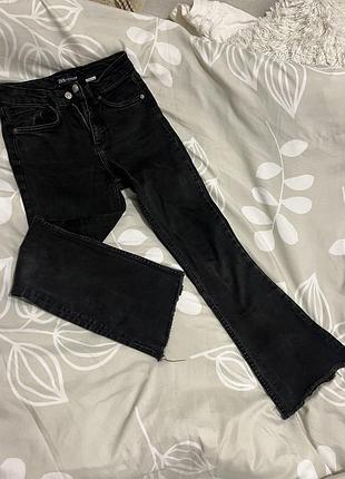 Круті джинси кльош чорні zara