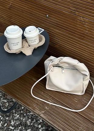 Молочна kiwi bag by amicabag