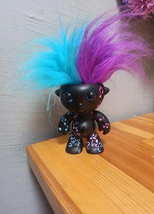 Интерактивная фигурка троль серии wowwee elektrokidz.