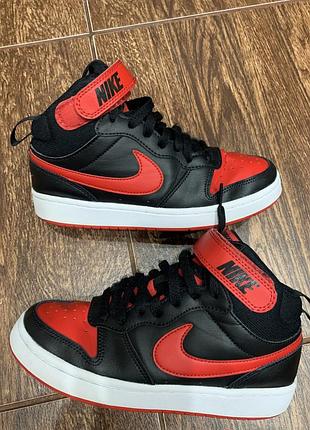 Кросівки nike р-37/37,5