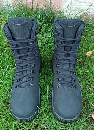 Ботинки lowa gore-tex 42р (с металлическим носком )