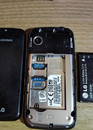 Міні смартфон lg gs290 5