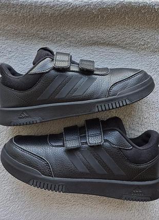 Кросівки 38р. adidas