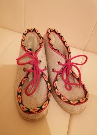 Вовняні бурочки