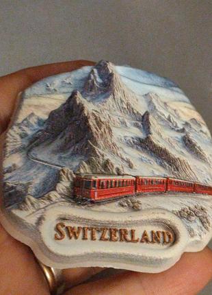Магнит на холодильник сувенир швейцария switzerland альпы горы экспресс поезд