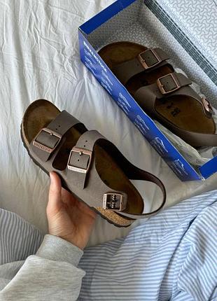 Шкіряні коричневі birkenstock milano біркенштоки сандалі