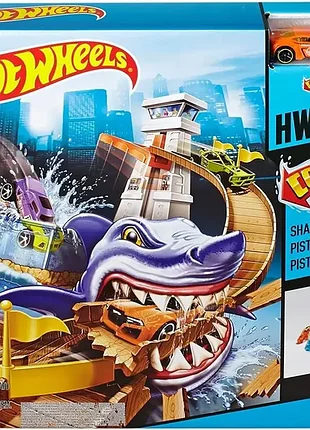 Трек hot wheels sharkport showdown хот вилс охота на акулу новий