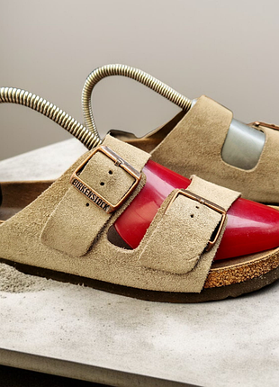Замшевые шлепанцы birkenstock arizona