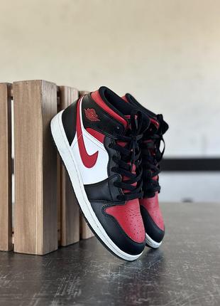 Кросівки nike jordan