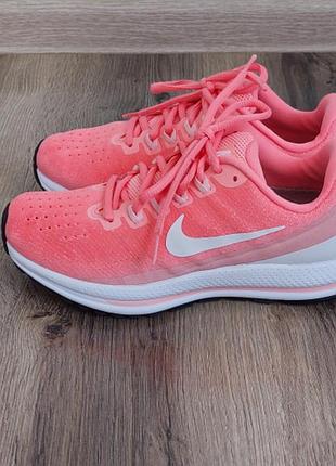 Кросівки бігові nike air zoom vomero 13