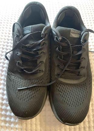Кросівки чорні розмір 39 skechers