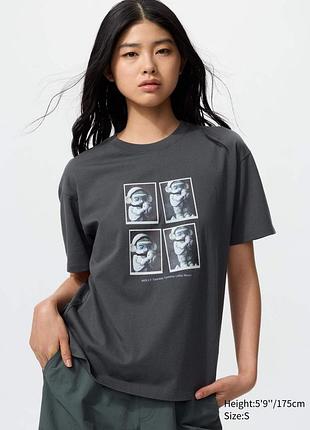 Футболка uniqlo  з графікою pop mart ut