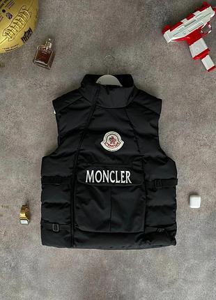 Жилет moncler