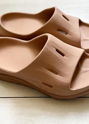 Шльопанці жіночі hoka ora recovery slide 3, w6 (23 см)