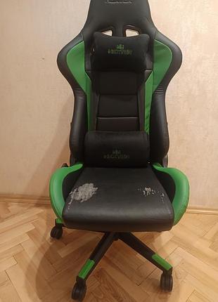 Крісло геймерське" hexter", зелено- чорне.