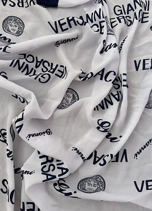 Фірмовий платок versace