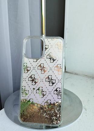 Жидкий силиконовый чехол для iphone с блестками от бренда guess (модель из линейки guess liquid glitter 4g petern).