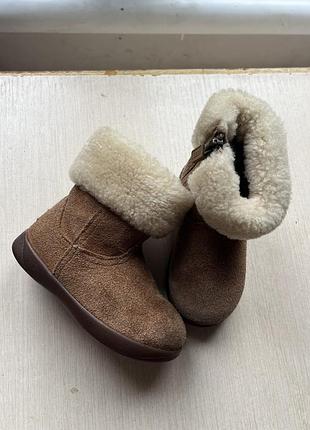 Чоботи черевики осінні ugg на дівчинку 22.5 (14 см)