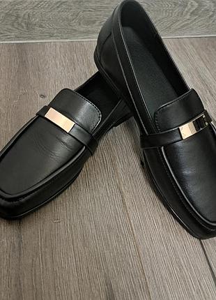 Туфли кожные новые