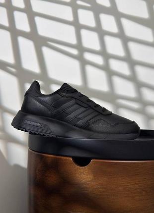 Adidas retropy all black 5