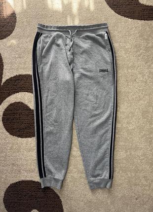 Спортивні штани lonsdale