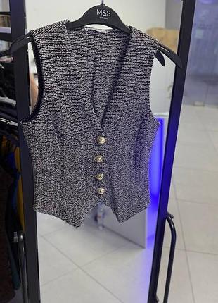 Чорно-білий твідовий жилет zara