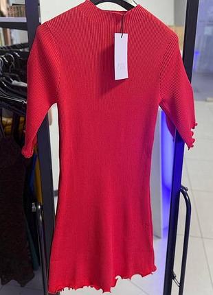 Червна сукня zara